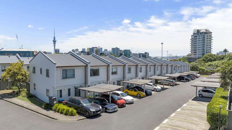 84/3 Burton Street Grafton_17