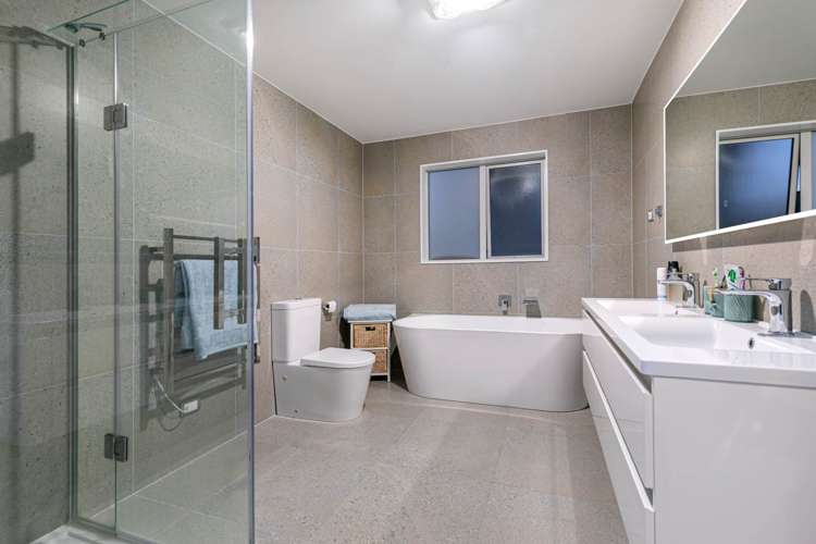 26 Ascension Crescent Orewa_9