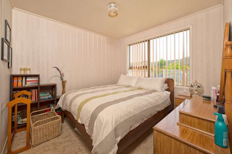 2/147 Carnoustie Drive Wattle Downs_9