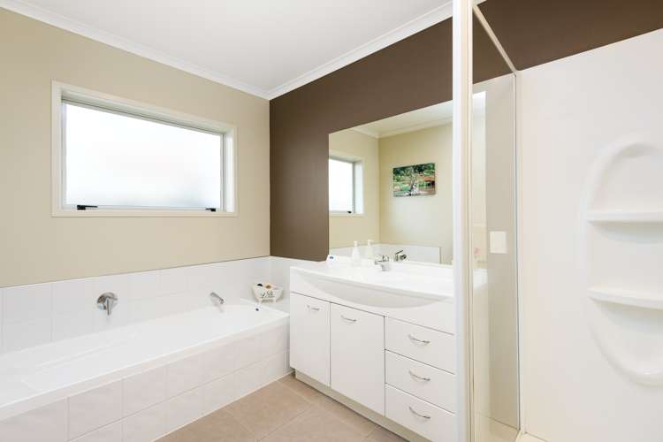 2/100 Dp Millers Road Brookfield_11