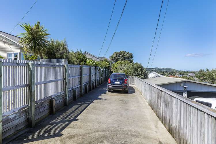 122 Tauhinu Road Miramar_16