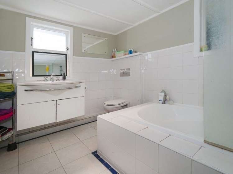 3 Church Lane Point Howard_12