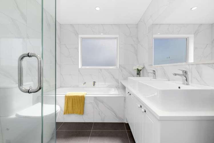 38 Lime Hill Rise Flat Bush_21