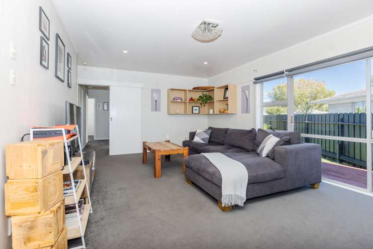 88 Saxbys Road Deanwell_5