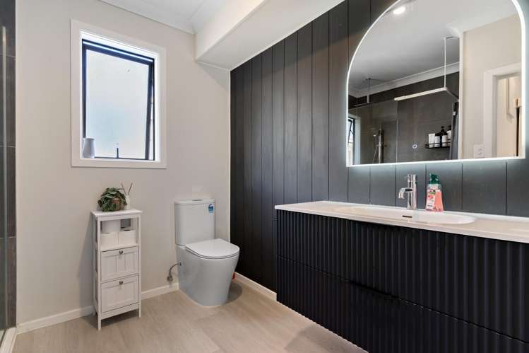 39 Rogan Street Mount Roskill_12