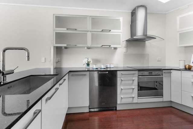 11/18 Takitimu Street Orakei_4