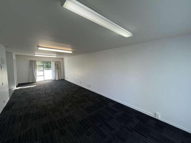 B2/13 Lovell Court Rosedale_4