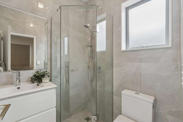 9 Survila Street Takanini_15