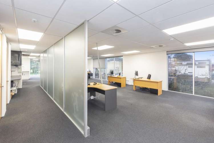 Unit 7, 9 Sir Gil Simpson Drive Burnside_8