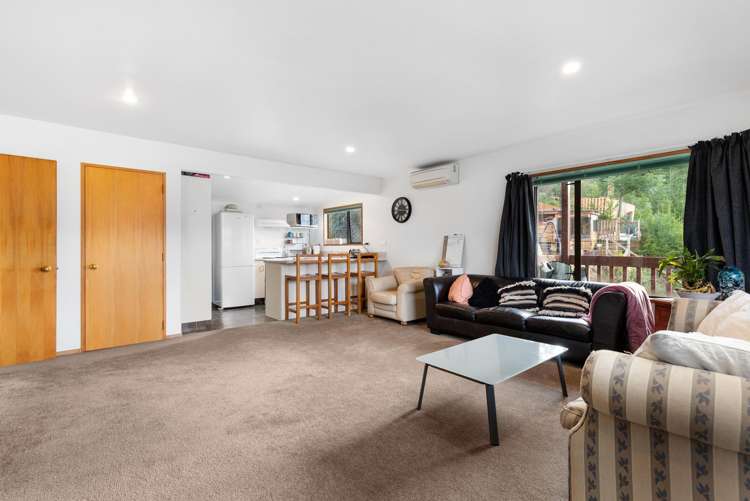 7b Caples Place Fernhill/Sunshine Bay_6