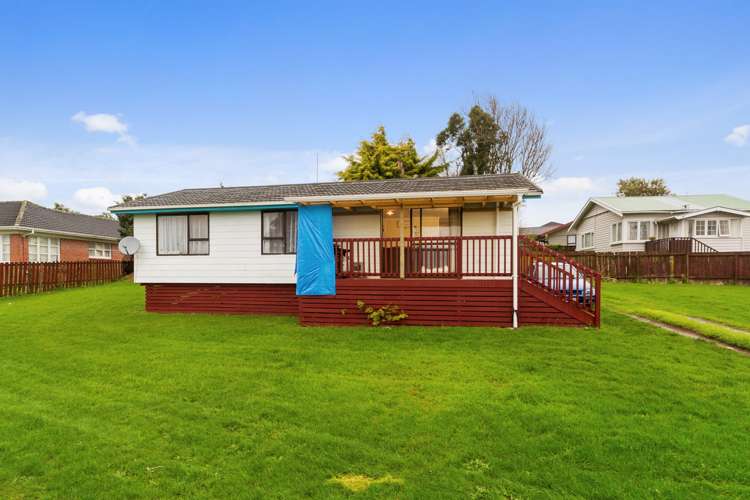 143 Boundary Road Clover Park_1