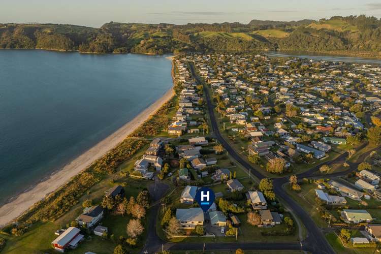 16 Endeavour Place Cooks Beach_36