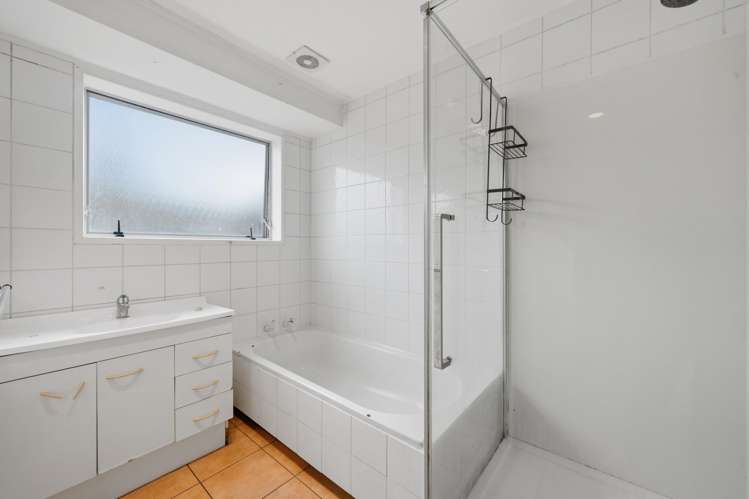 2/149 Hillside Road_5