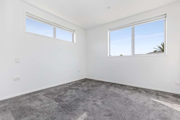 4/24 Kelwyn Road Kelston_5