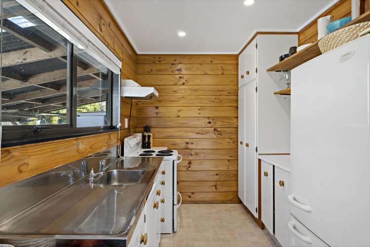 22 Albatross Road Red Beach_7