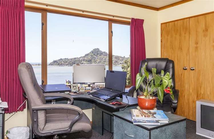 16 Pine Grove Tairua_13