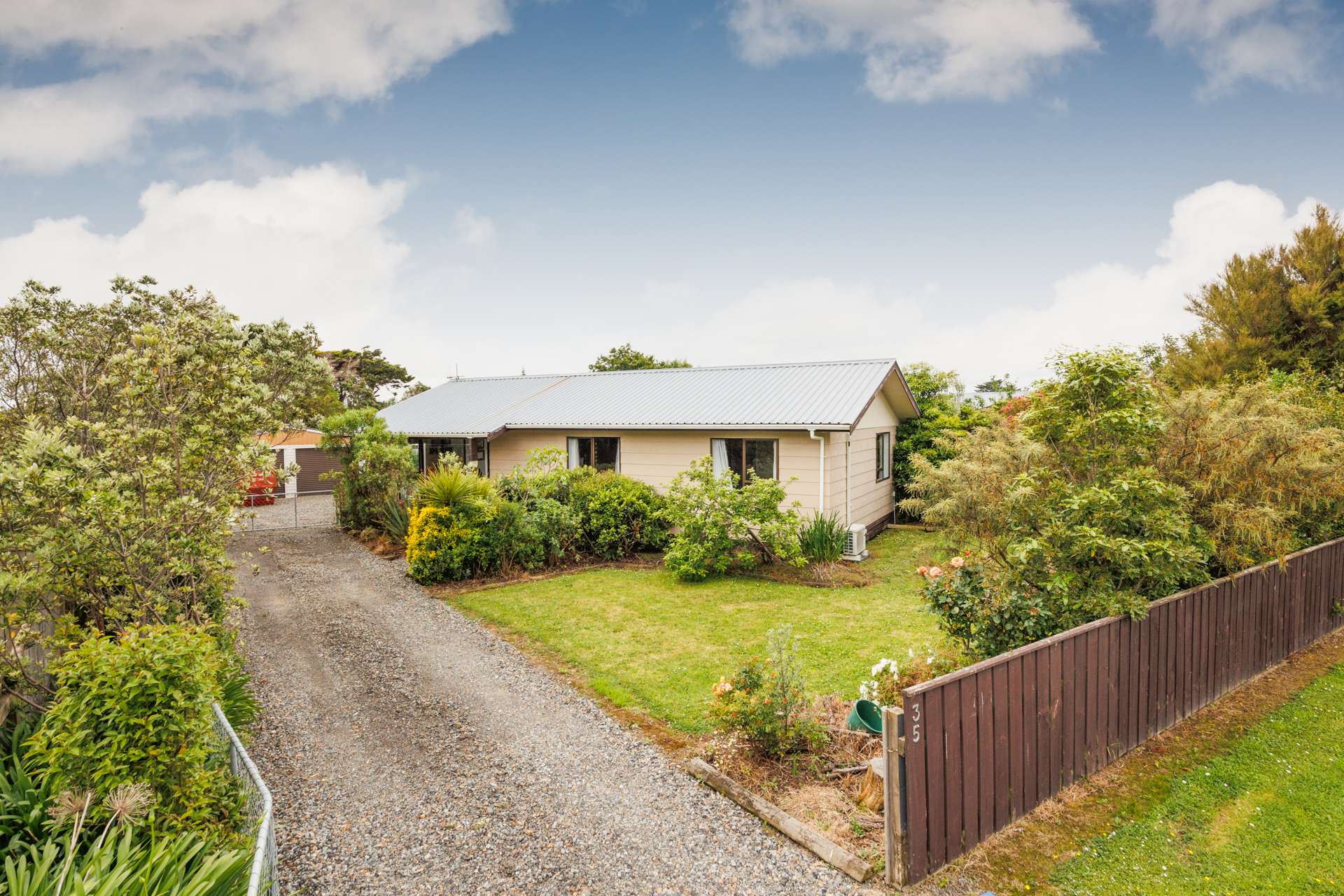 35 Kowhai Street Tokomaru_0