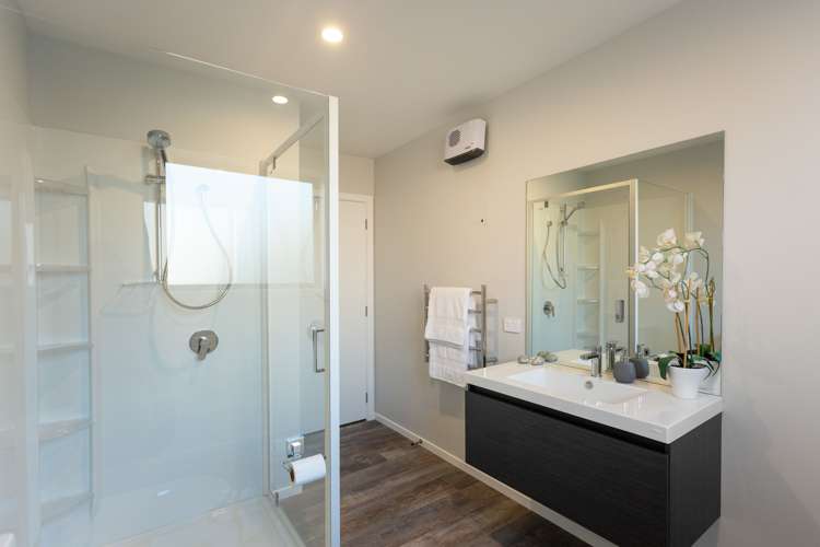 4a Chatham Street Waihola_18