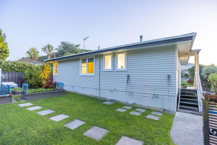 5 Brazier Grove Paraparaumu_12