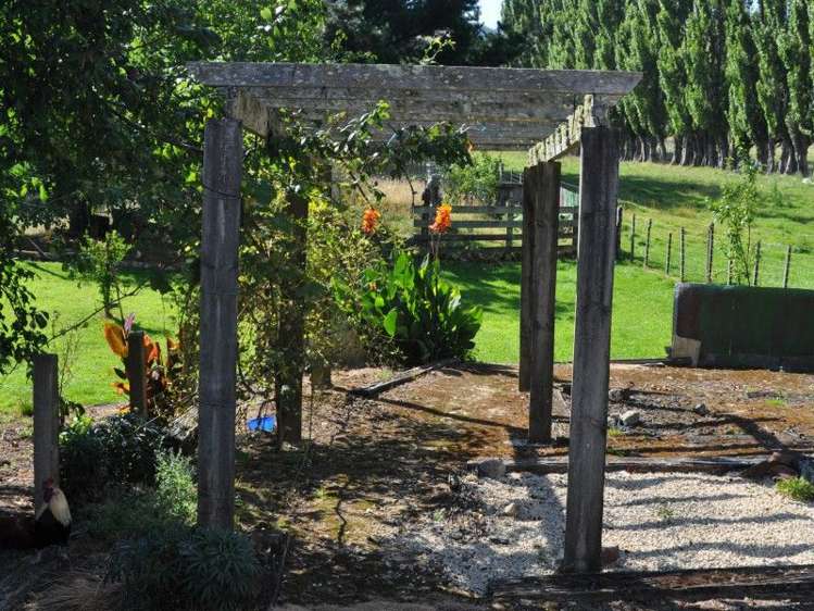 1230 Opaki Kaiparoro Road Mauriceville_25