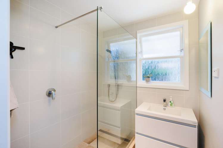 64 Long Melford Road Awapuni_17