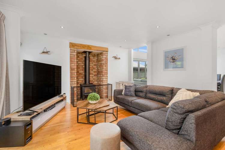 10 Manse Pl Ashburton_12