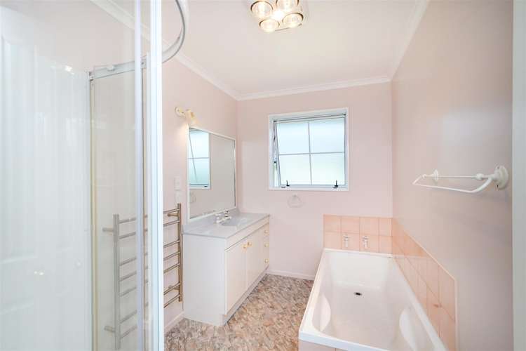 12 Dunallen Avenue Marton_11