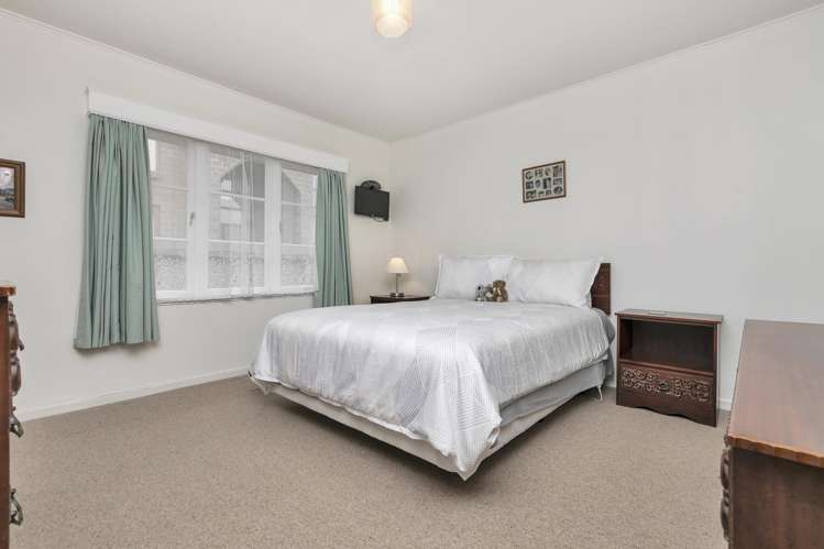 126 Hutchinson Avenue New Lynn_9