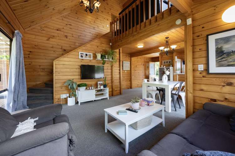 62 Rhinevale Close_5