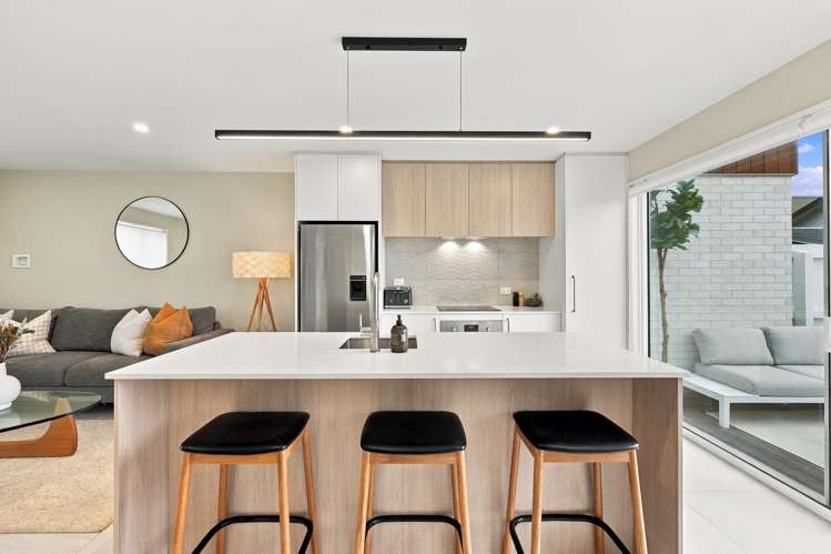 4/49 Marine Parade North New Brighton_3