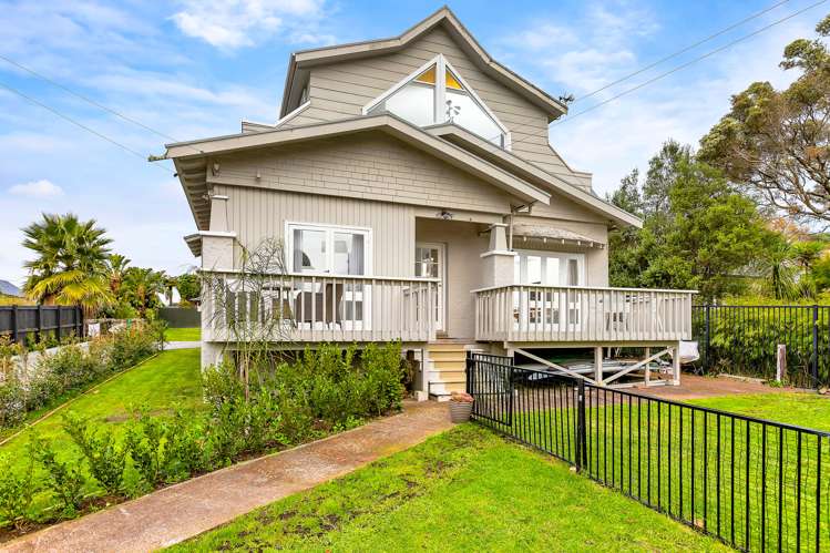 38 Wright Road Point Chevalier_20