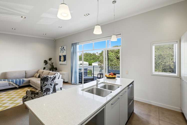 12 Parkside Drive_1