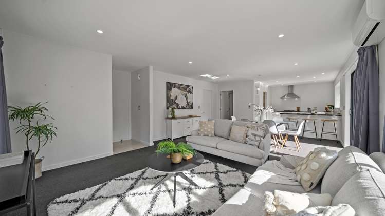 32 Robert Duncan Road Belfast_7