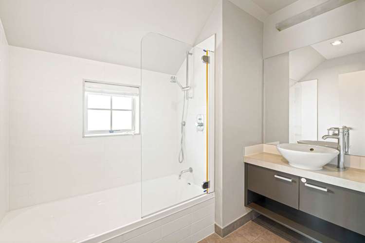 14/9 Georgia Terrace Albany_14