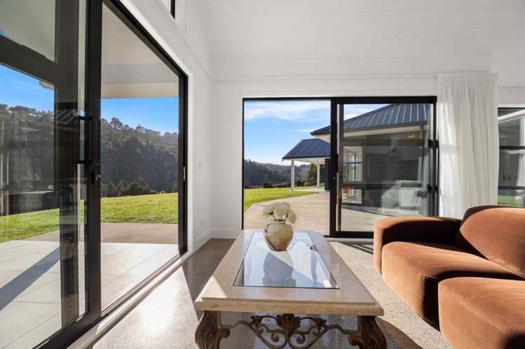 115 Mokoroa Valley Road Waitakere_15