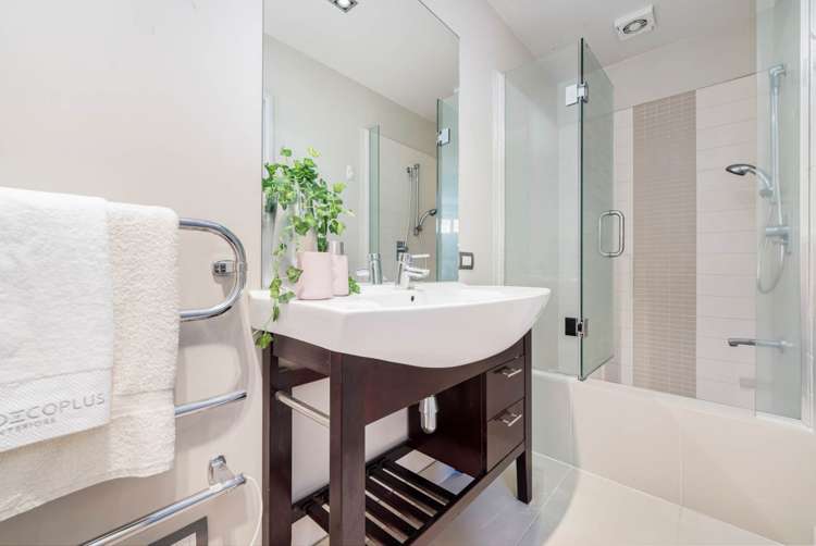 1/32 Peary Road Mount Eden_17