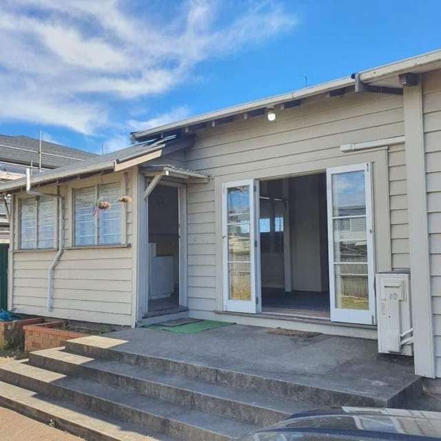 Two bedroom Unit in Takanini