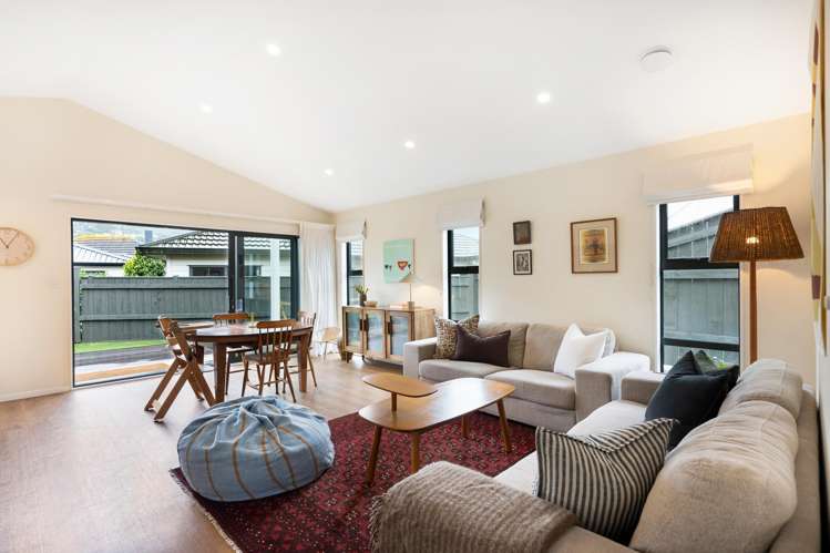 6A Rudyard Crescent Johnsonville_2