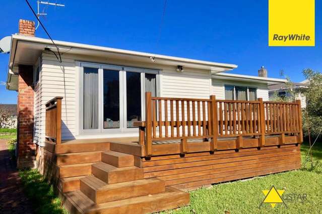 102 Matipo Rd, Te Atatu Peninsula