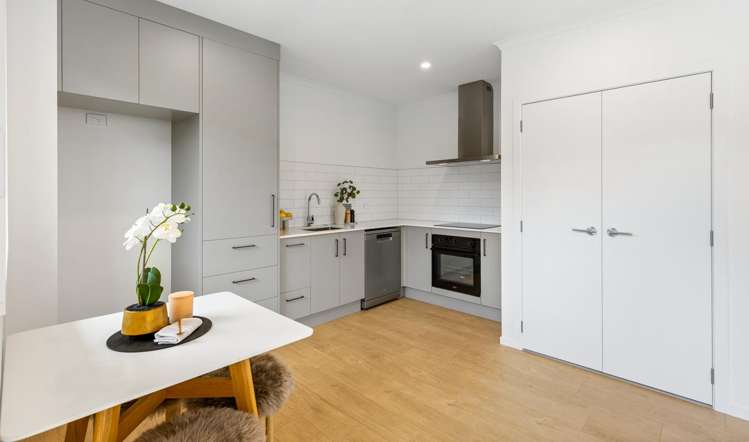 13 Wakaturia Way Glenfield_7