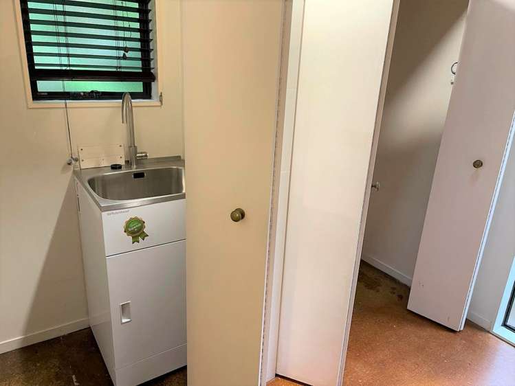 52 Sunnyhaven Avenue Beach Haven_21