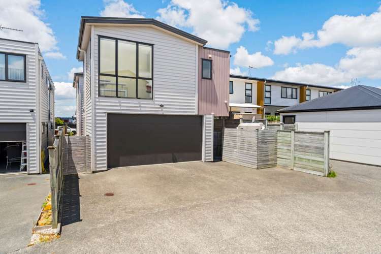 144 Hobsonville Road_1