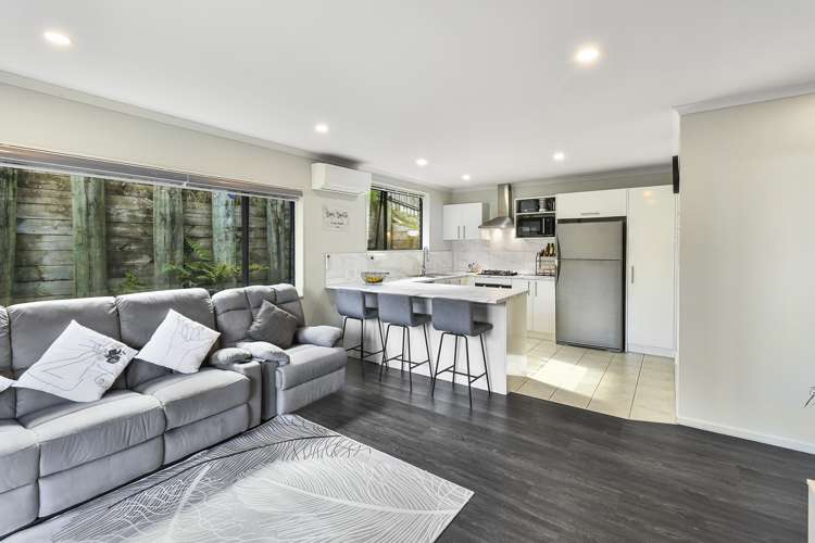 17a Keri Vista Rise Papakura_21