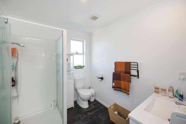 69 Nash Parade Foxton Beach_13