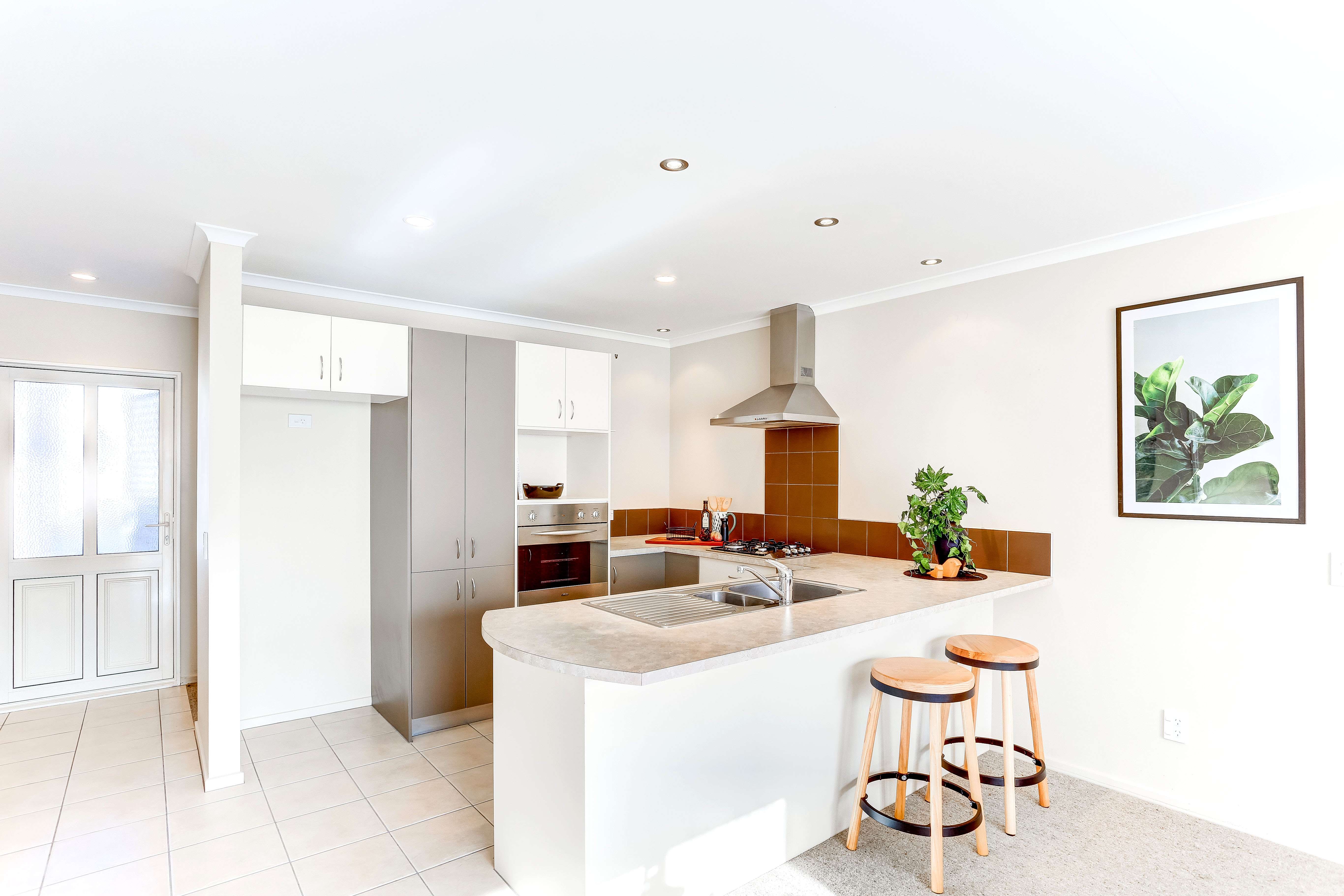 Renee' And Michael Whanganui Real Estate Whanganui, 40 OFF