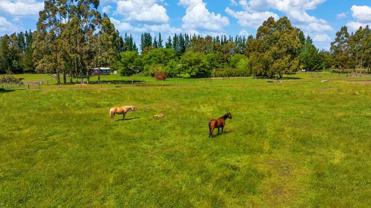 1805 Cust Road Cust_40