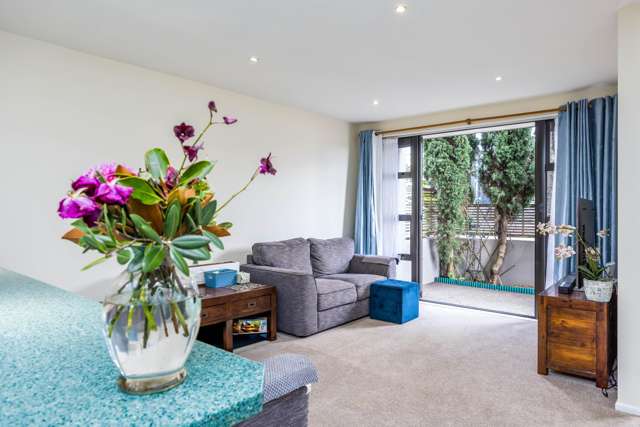 20/8 Landscape Road Papatoetoe_1