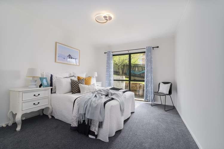 257 Glengarry Road Glen Eden_10