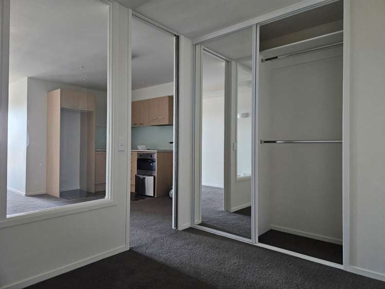 12G/135 Victoria Street West_5