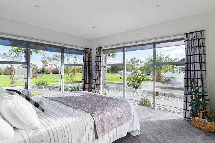 1 Charteris Rise Riverdale_9